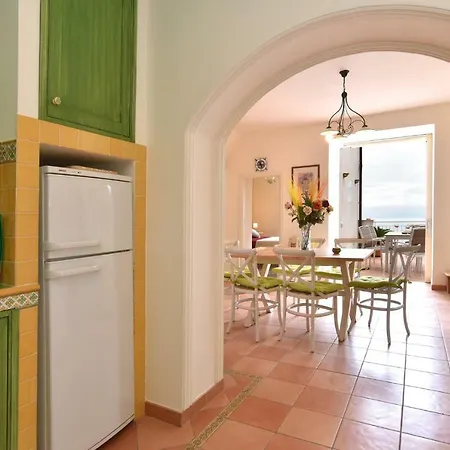 Apartment Mareluna *